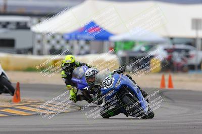 media/Jan-15-2023-SoCal Trackdays (Sun) [[c1237a034a]]/Turn 2 Set 2 (1155am)/